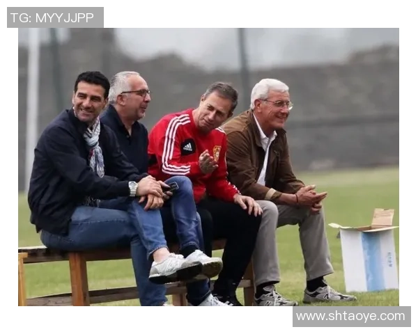 4个月定不了一个主教练？国足选帅已沦为为难笑柄！韩媒点评：改写下限